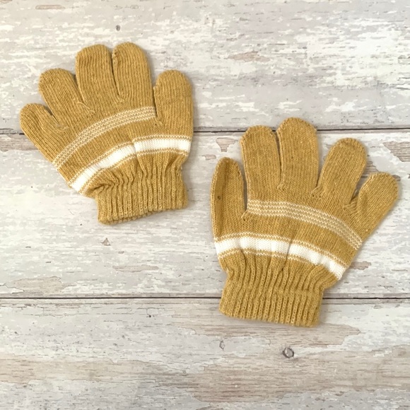L.L. Bean Kids Wool Blend Mittens Winter Gloves Boys Yellow Fits 3-7 Years NEW - Picture 1 of 2